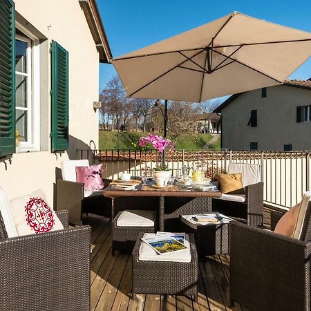 Apartamento Tornese With Private Parking And Terrace Lucca Exterior foto