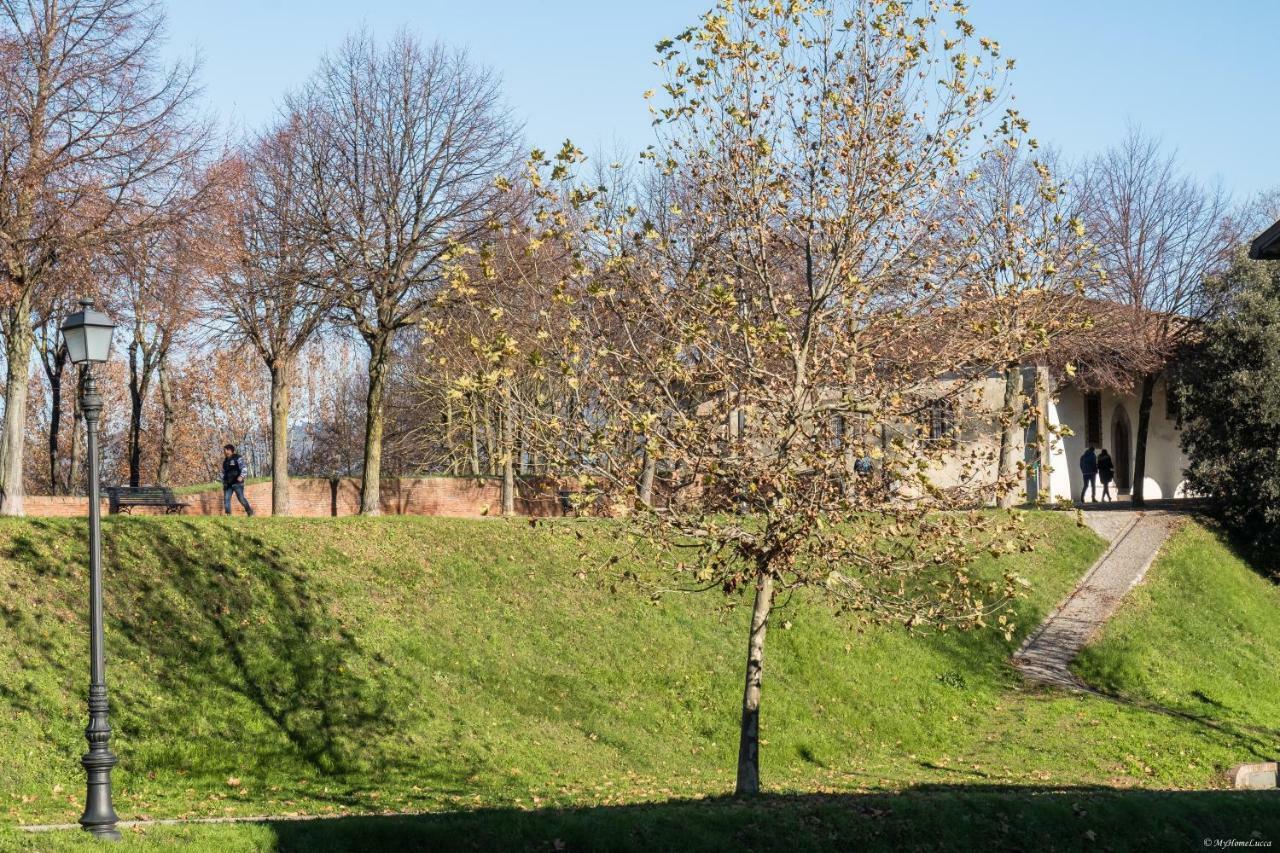 Apartamento Tornese With Private Parking And Terrace Lucca Exterior foto